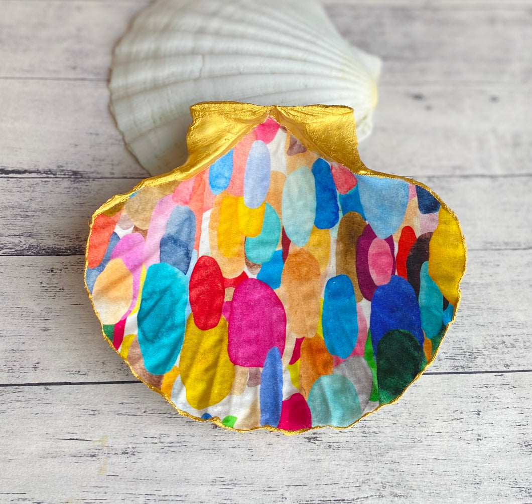 Scallop trinket dish - rainbow splash