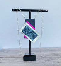Load image into Gallery viewer, Necklace - geometric woodland
