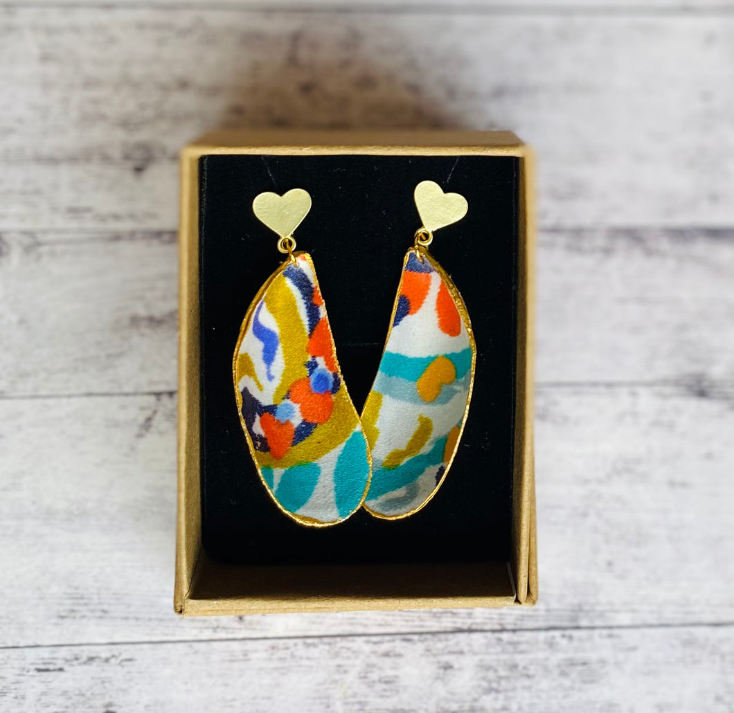 Shell earrings - beach heart